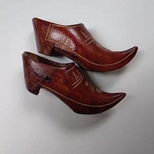 Anvers Handmade wood Mini Shoes